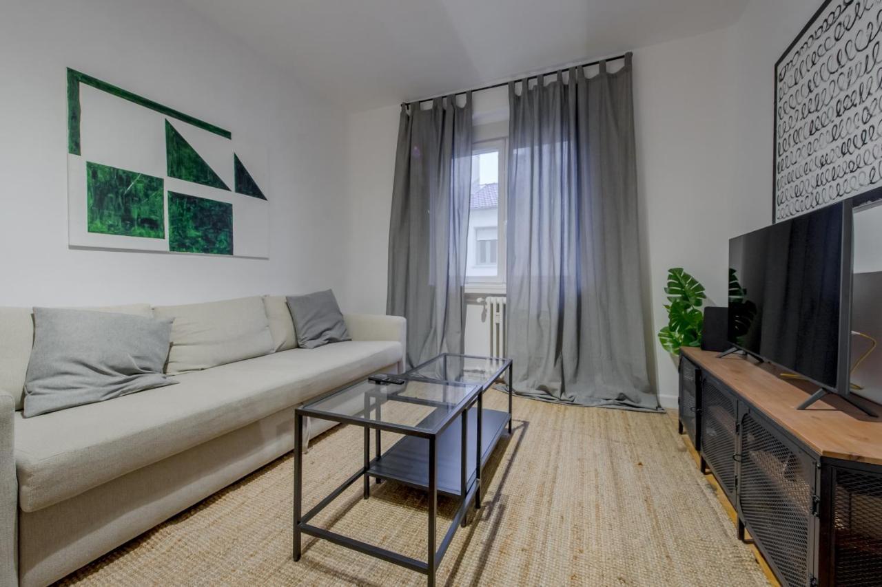 Centrico Apt Para 7P En La Latina/Centro Madrid Kültér fotó